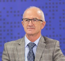Рашкевич Юрій Михайлович 